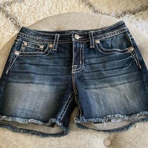 Miss Me jean shorts size 29 like new